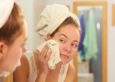 You Won't Believe The Household Item That Gives Great Skin!