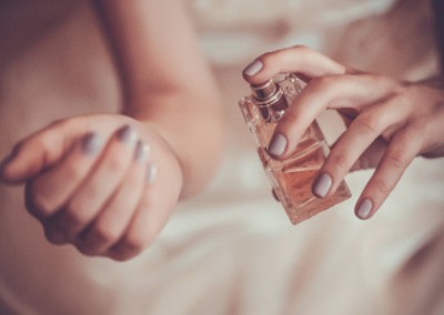 How To Write The Perfect Perfume Review!