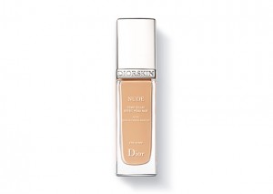 Christian Dior Diorskin Nude Natural Glow Hydrating Makeup SPF 10 Review