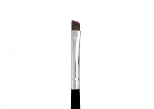 Carousel Cosmetics Small Angled Brush Review